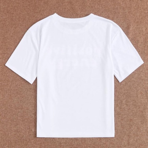 Graphic Tee ✌️💗🌼 - Picture 4 of 5